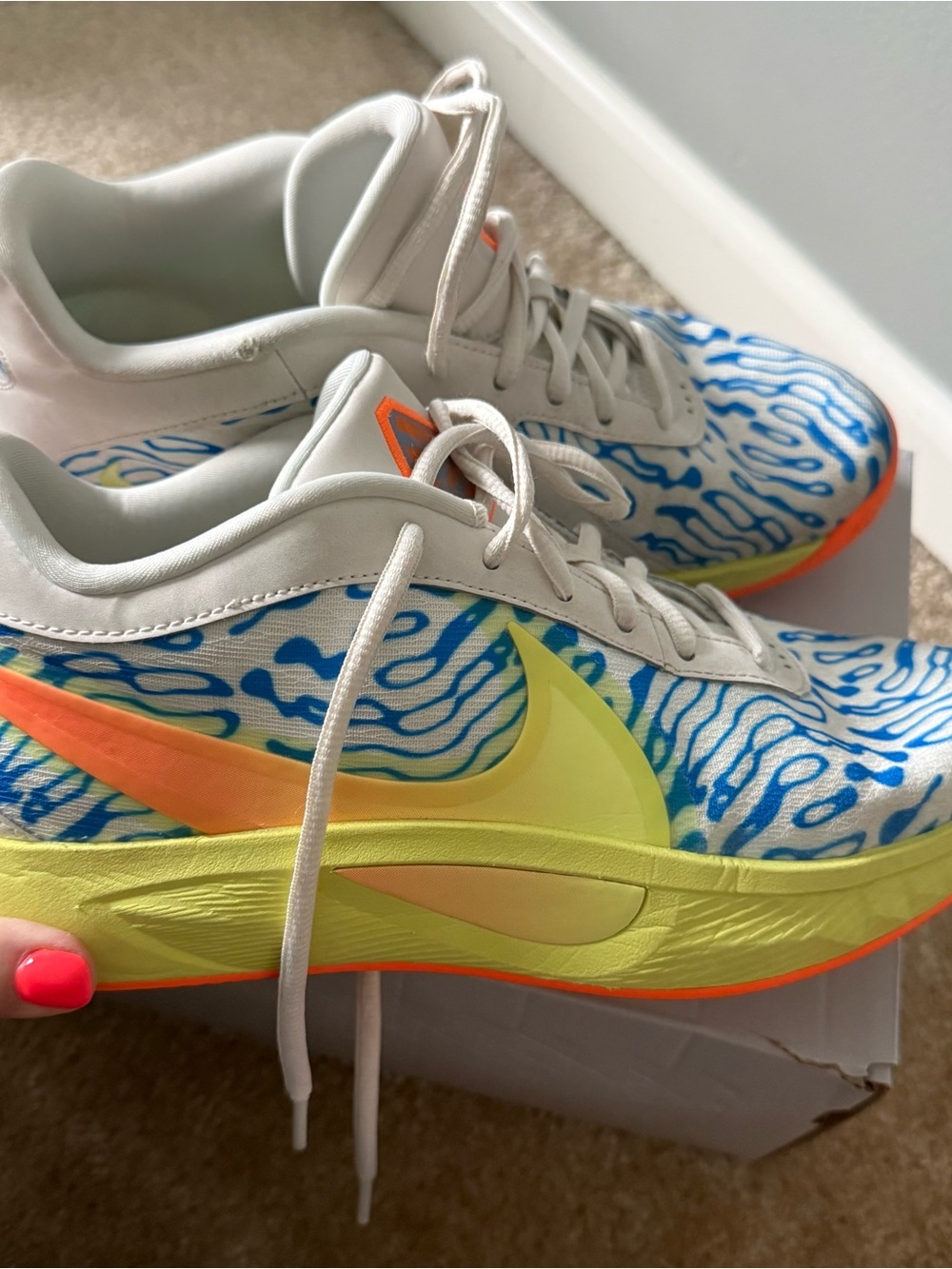 Nike White Running Shoes with Blue Wave Print & Neon Yellow Swoosh
